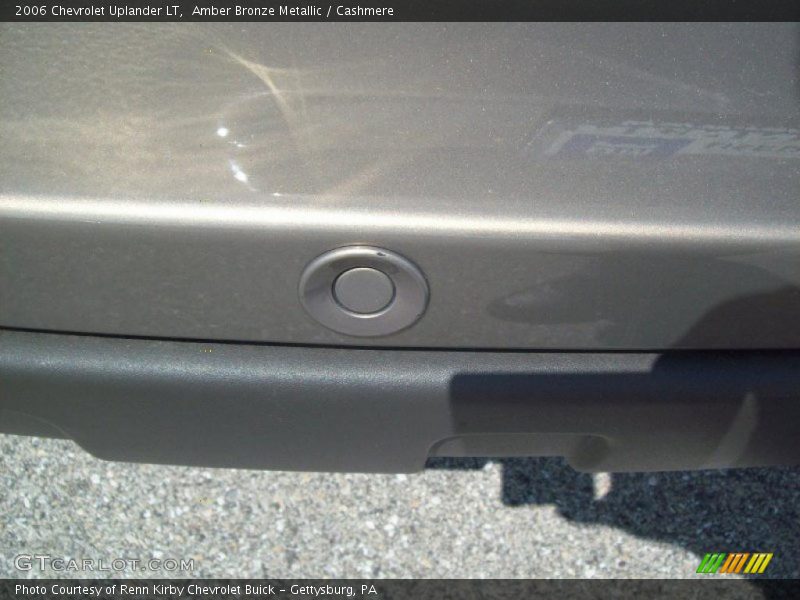 Amber Bronze Metallic / Cashmere 2006 Chevrolet Uplander LT