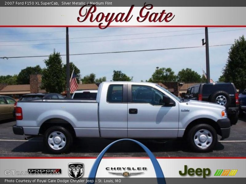 Silver Metallic / Medium Flint 2007 Ford F150 XL SuperCab