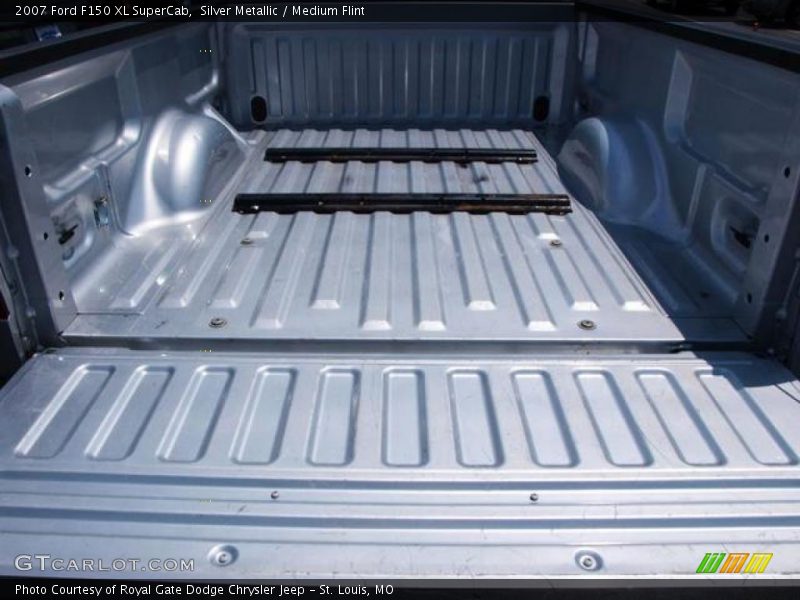 Silver Metallic / Medium Flint 2007 Ford F150 XL SuperCab