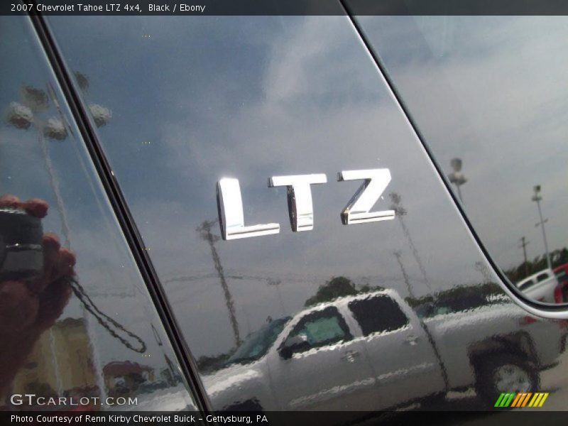 Black / Ebony 2007 Chevrolet Tahoe LTZ 4x4