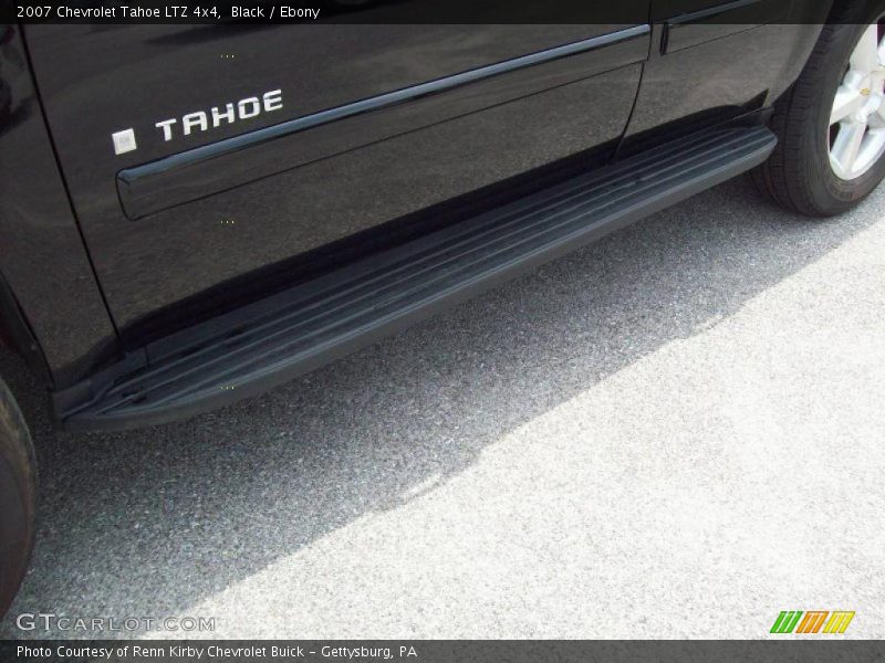 Black / Ebony 2007 Chevrolet Tahoe LTZ 4x4