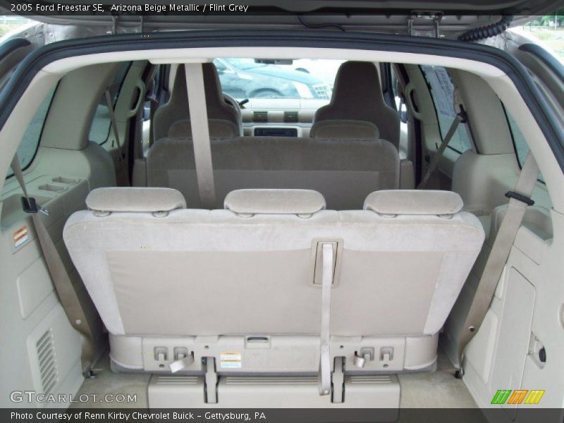 Arizona Beige Metallic / Flint Grey 2005 Ford Freestar SE