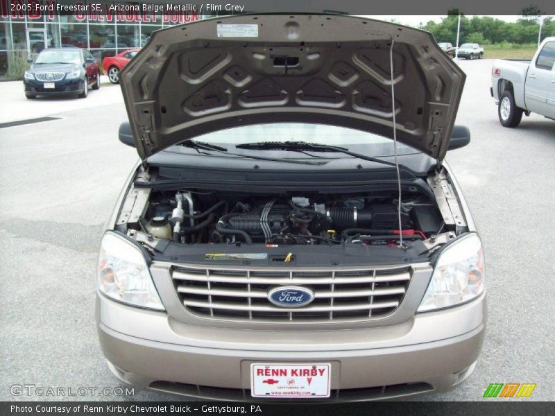 Arizona Beige Metallic / Flint Grey 2005 Ford Freestar SE