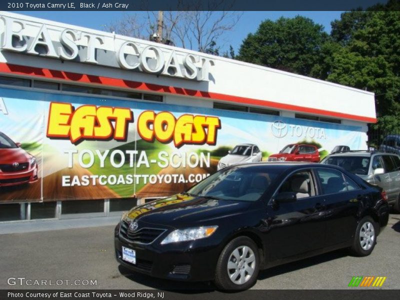 Black / Ash Gray 2010 Toyota Camry LE