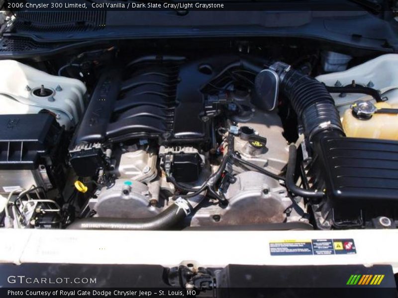 Cool Vanilla / Dark Slate Gray/Light Graystone 2006 Chrysler 300 Limited