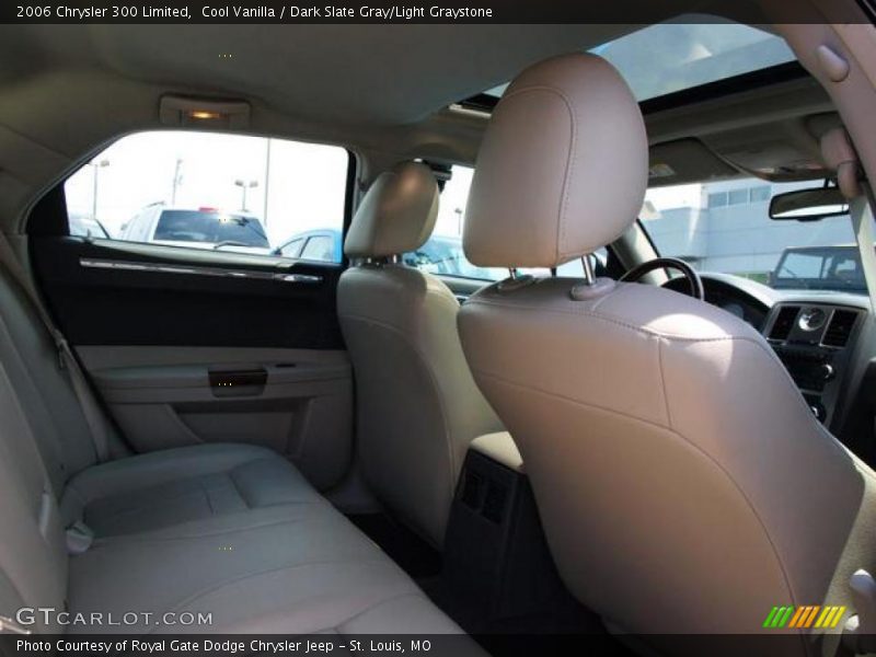 Cool Vanilla / Dark Slate Gray/Light Graystone 2006 Chrysler 300 Limited