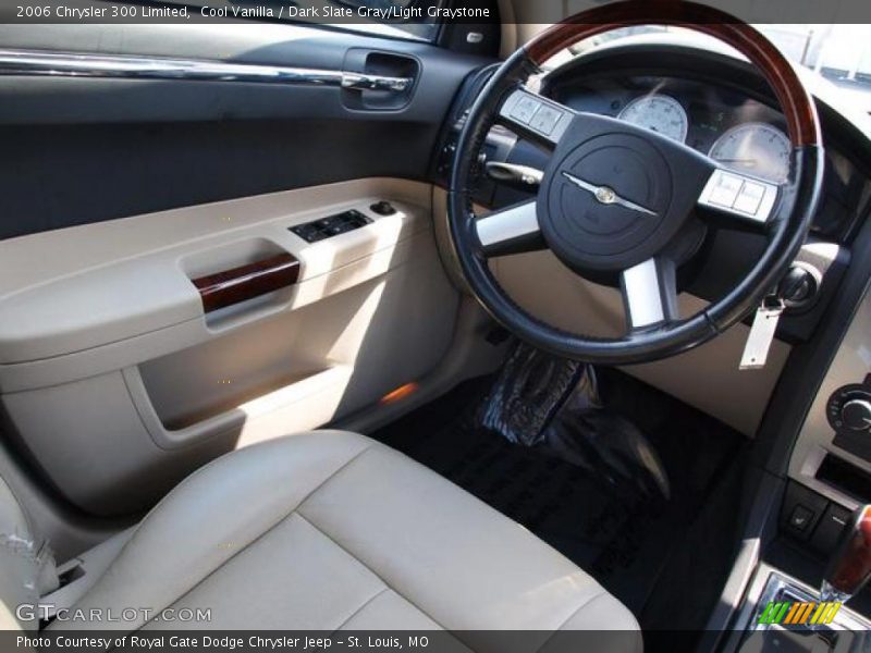 Cool Vanilla / Dark Slate Gray/Light Graystone 2006 Chrysler 300 Limited