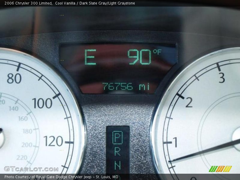 Cool Vanilla / Dark Slate Gray/Light Graystone 2006 Chrysler 300 Limited