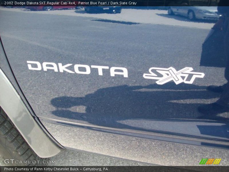 Patriot Blue Pearl / Dark Slate Gray 2002 Dodge Dakota SXT Regular Cab 4x4