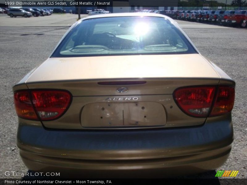 Gold Metallic / Neutral 1999 Oldsmobile Alero GLS Sedan