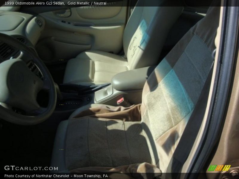 Gold Metallic / Neutral 1999 Oldsmobile Alero GLS Sedan