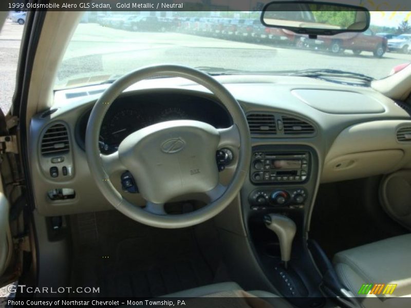 Gold Metallic / Neutral 1999 Oldsmobile Alero GLS Sedan