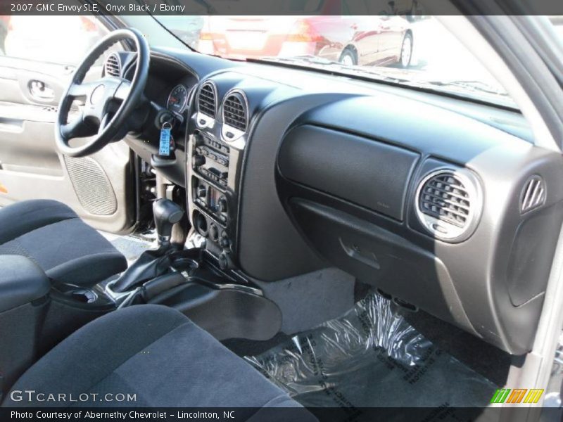 Onyx Black / Ebony 2007 GMC Envoy SLE