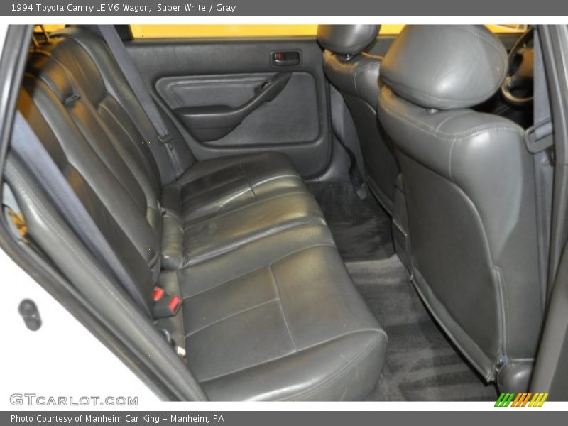 Super White / Gray 1994 Toyota Camry LE V6 Wagon