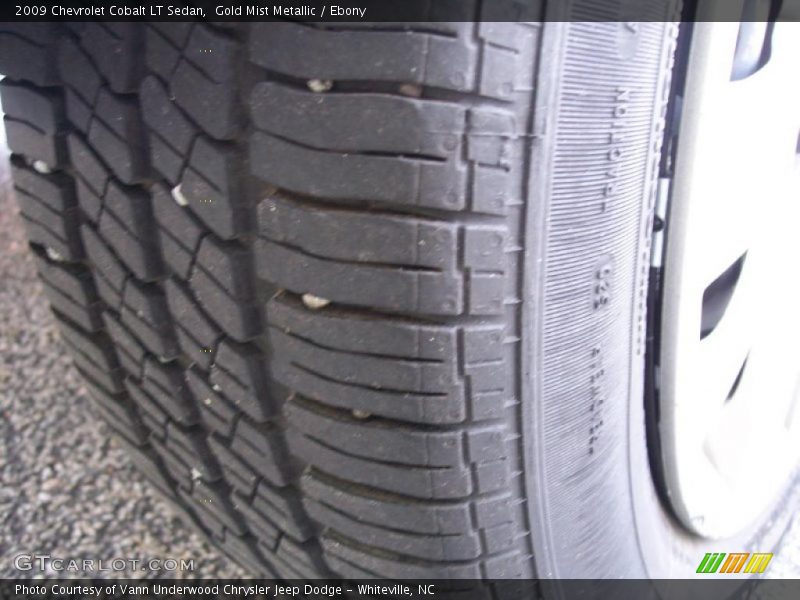 Gold Mist Metallic / Ebony 2009 Chevrolet Cobalt LT Sedan