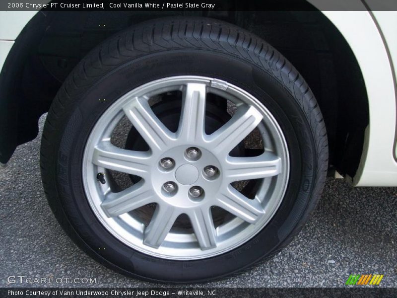 Cool Vanilla White / Pastel Slate Gray 2006 Chrysler PT Cruiser Limited