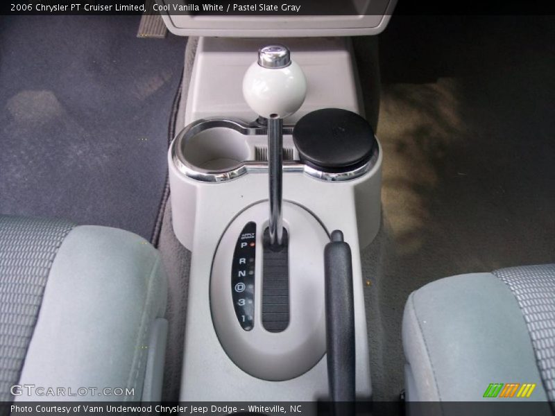 Cool Vanilla White / Pastel Slate Gray 2006 Chrysler PT Cruiser Limited