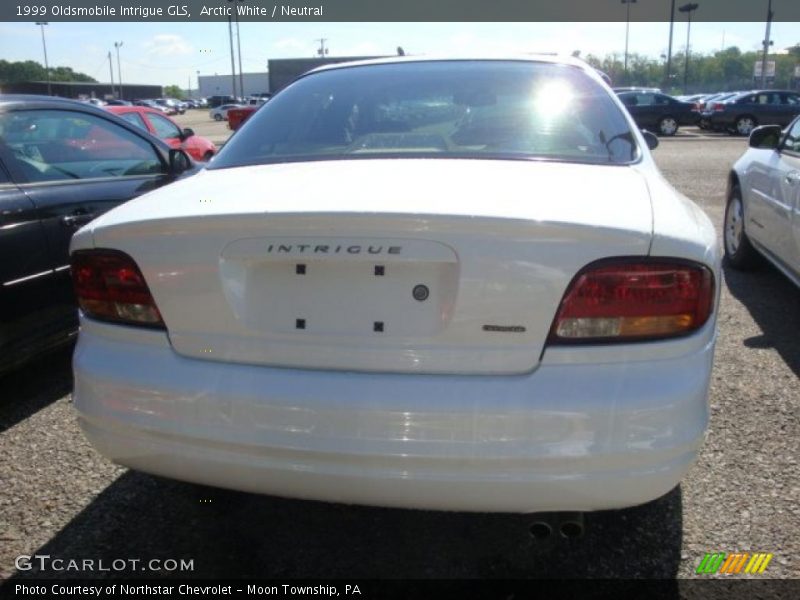 Arctic White / Neutral 1999 Oldsmobile Intrigue GLS