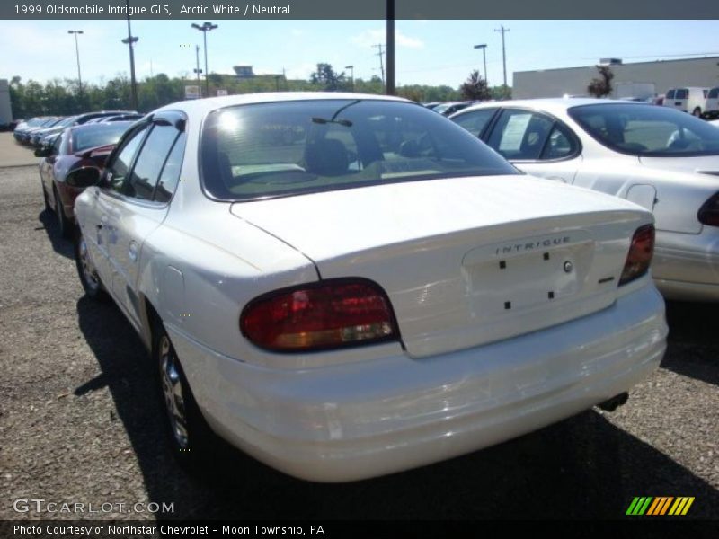 Arctic White / Neutral 1999 Oldsmobile Intrigue GLS