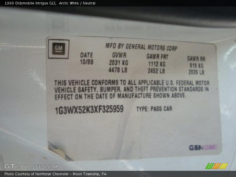 Arctic White / Neutral 1999 Oldsmobile Intrigue GLS
