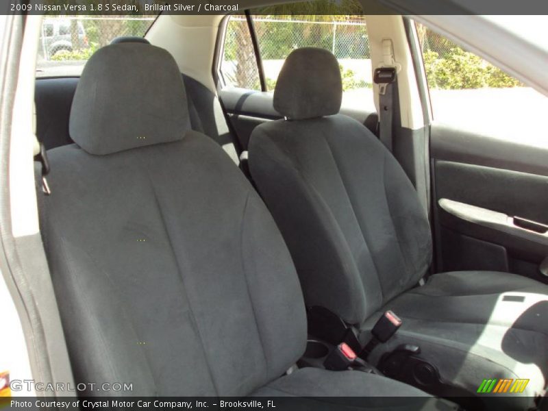 Brillant Silver / Charcoal 2009 Nissan Versa 1.8 S Sedan