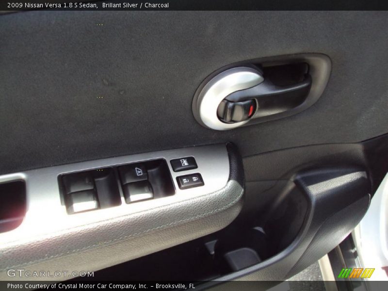Brillant Silver / Charcoal 2009 Nissan Versa 1.8 S Sedan