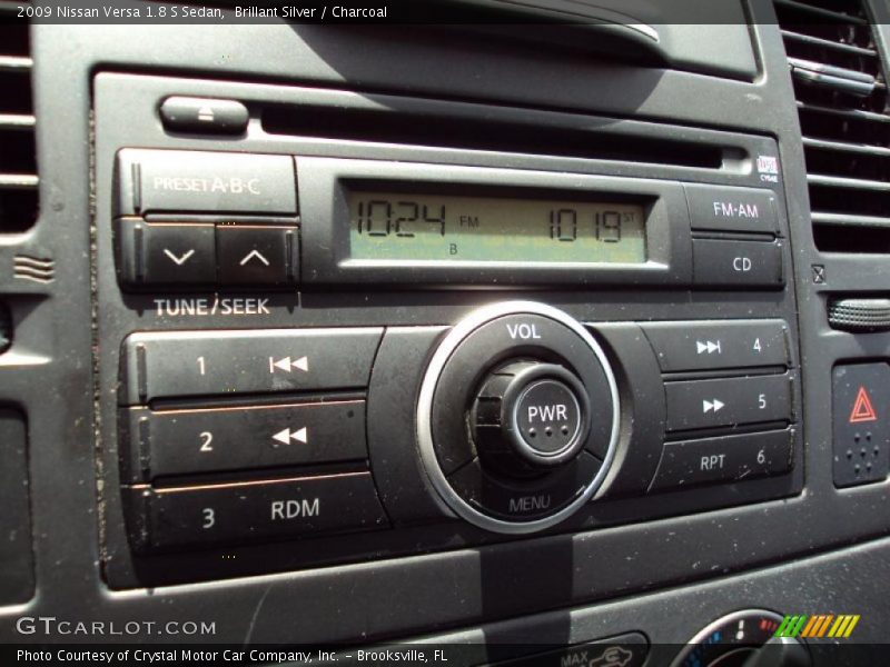 Brillant Silver / Charcoal 2009 Nissan Versa 1.8 S Sedan