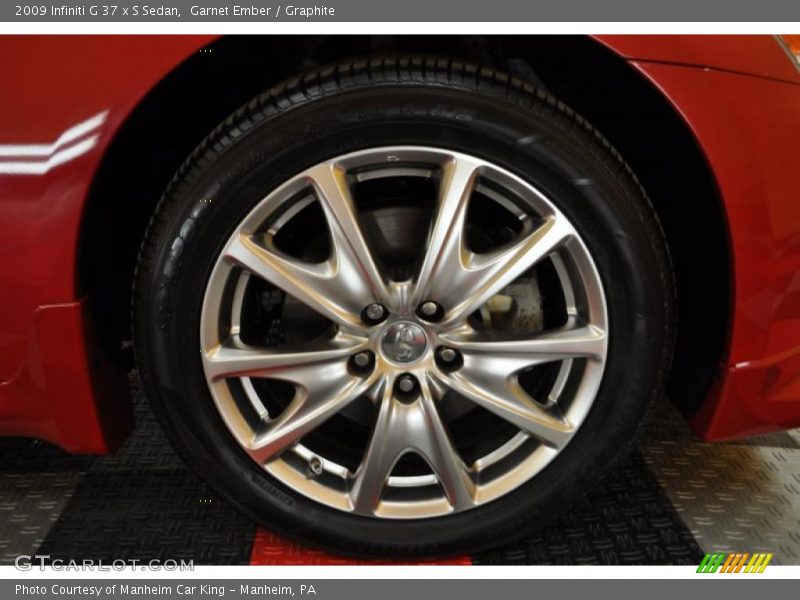  2009 G 37 x S Sedan Wheel