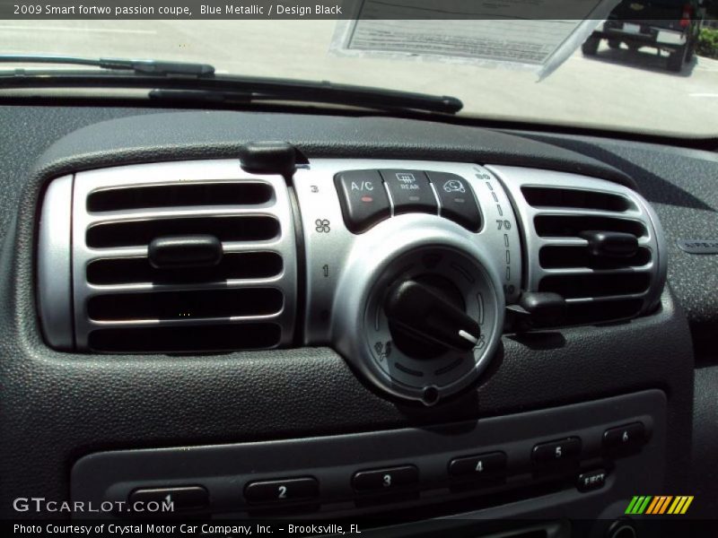 Blue Metallic / Design Black 2009 Smart fortwo passion coupe