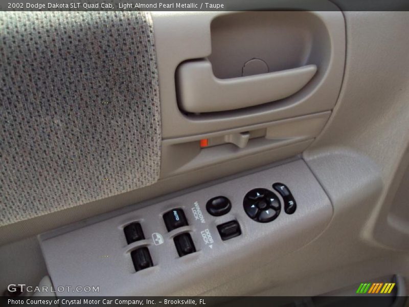 Light Almond Pearl Metallic / Taupe 2002 Dodge Dakota SLT Quad Cab
