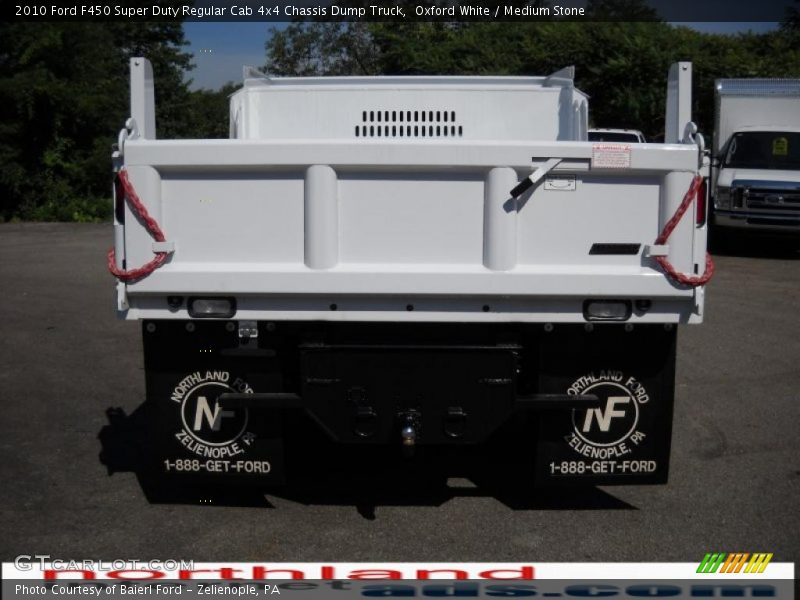 Oxford White / Medium Stone 2010 Ford F450 Super Duty Regular Cab 4x4 Chassis Dump Truck