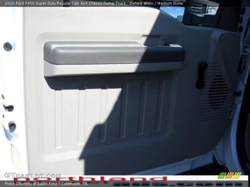 Oxford White / Medium Stone 2010 Ford F450 Super Duty Regular Cab 4x4 Chassis Dump Truck