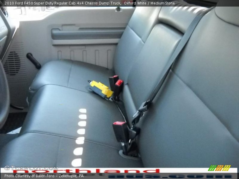 Oxford White / Medium Stone 2010 Ford F450 Super Duty Regular Cab 4x4 Chassis Dump Truck