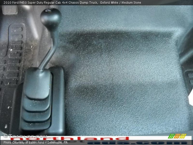 Oxford White / Medium Stone 2010 Ford F450 Super Duty Regular Cab 4x4 Chassis Dump Truck