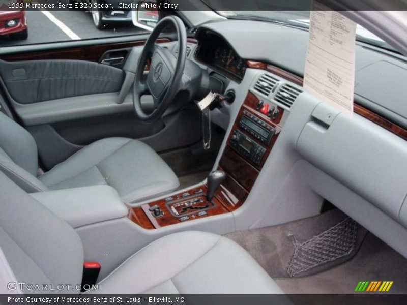 Glacier White / Grey 1999 Mercedes-Benz E 320 Sedan