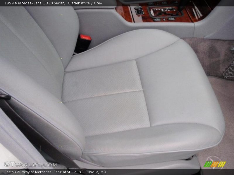 Glacier White / Grey 1999 Mercedes-Benz E 320 Sedan