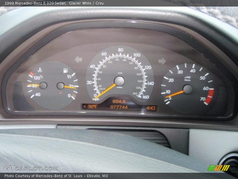 Glacier White / Grey 1999 Mercedes-Benz E 320 Sedan