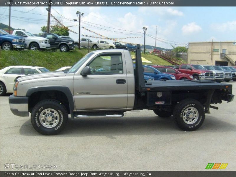 Light Pewter Metallic / Dark Charcoal 2003 Chevrolet Silverado 2500HD Regular Cab 4x4 Chassis