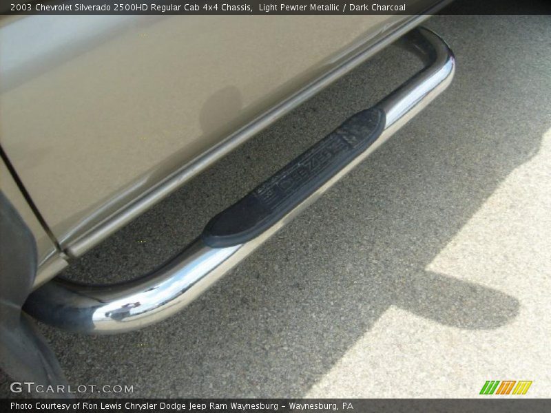 Light Pewter Metallic / Dark Charcoal 2003 Chevrolet Silverado 2500HD Regular Cab 4x4 Chassis