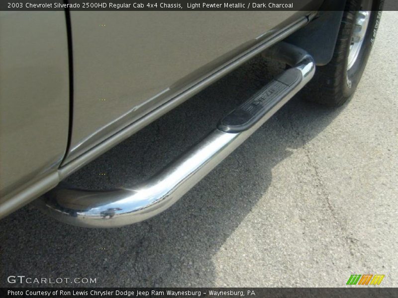 Light Pewter Metallic / Dark Charcoal 2003 Chevrolet Silverado 2500HD Regular Cab 4x4 Chassis