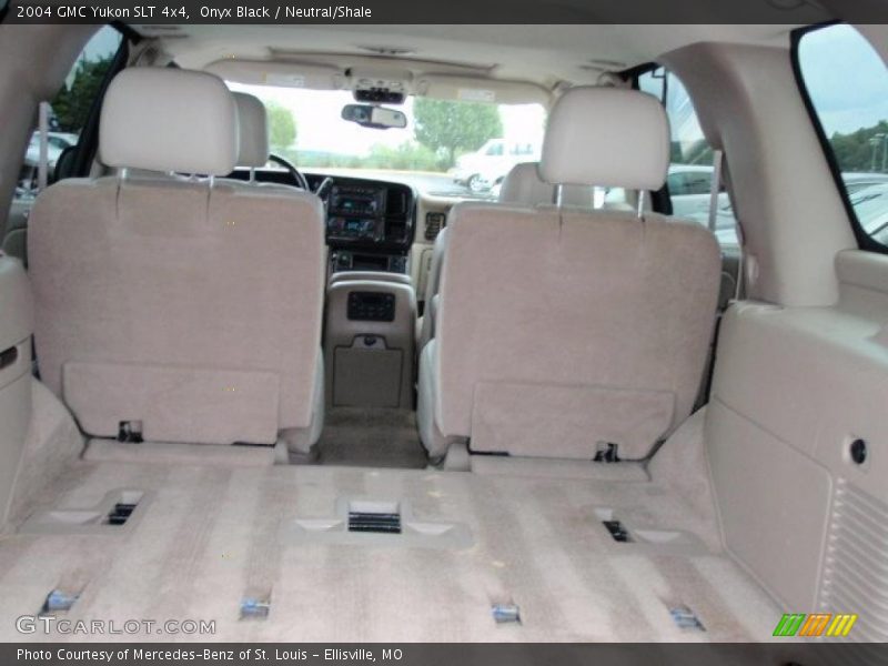 Onyx Black / Neutral/Shale 2004 GMC Yukon SLT 4x4