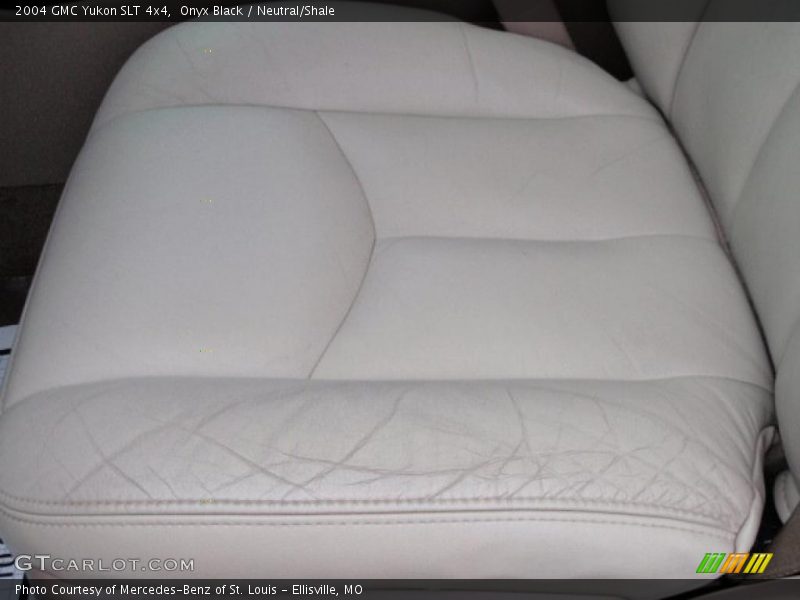 Onyx Black / Neutral/Shale 2004 GMC Yukon SLT 4x4
