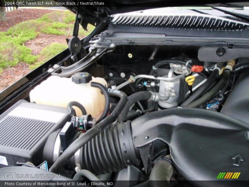 Onyx Black / Neutral/Shale 2004 GMC Yukon SLT 4x4