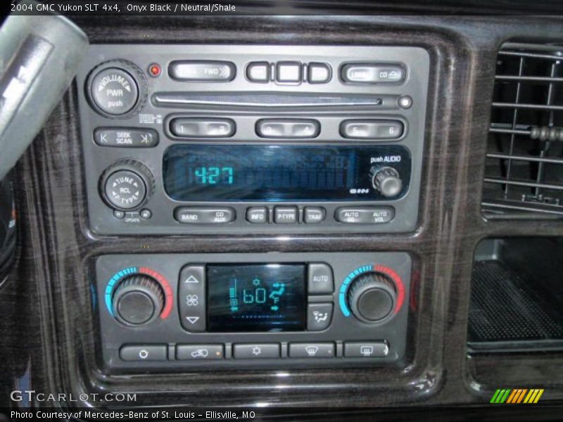 Onyx Black / Neutral/Shale 2004 GMC Yukon SLT 4x4