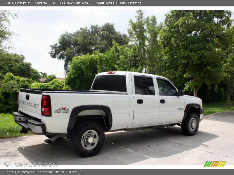 Summit White / Dark Charcoal 2004 Chevrolet Silverado 2500HD Crew Cab 4x4