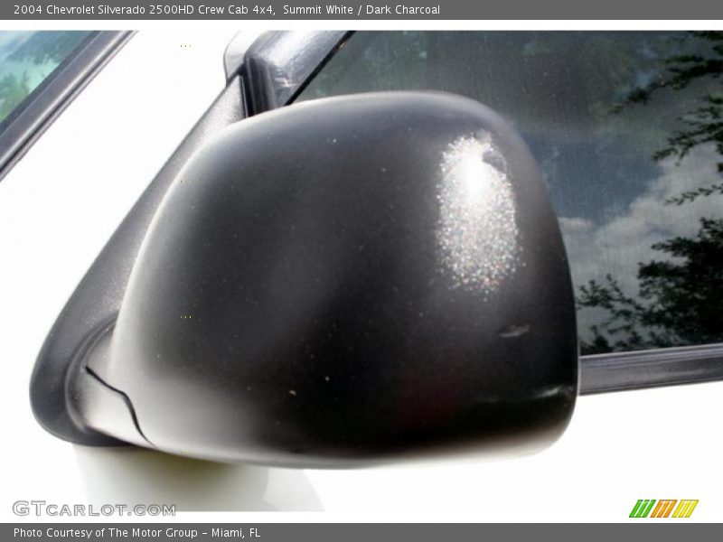 Summit White / Dark Charcoal 2004 Chevrolet Silverado 2500HD Crew Cab 4x4