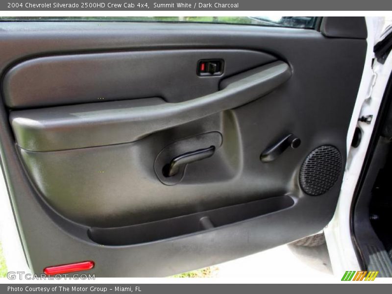 Summit White / Dark Charcoal 2004 Chevrolet Silverado 2500HD Crew Cab 4x4