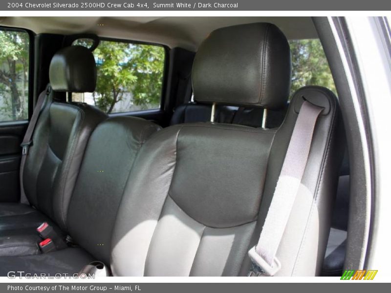 Summit White / Dark Charcoal 2004 Chevrolet Silverado 2500HD Crew Cab 4x4