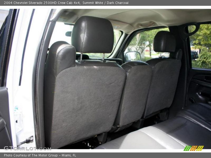 Summit White / Dark Charcoal 2004 Chevrolet Silverado 2500HD Crew Cab 4x4