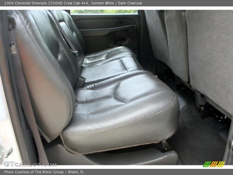 Summit White / Dark Charcoal 2004 Chevrolet Silverado 2500HD Crew Cab 4x4